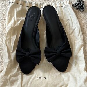 DOEN NWOT! Women's Black Bow Slip-On Shoes